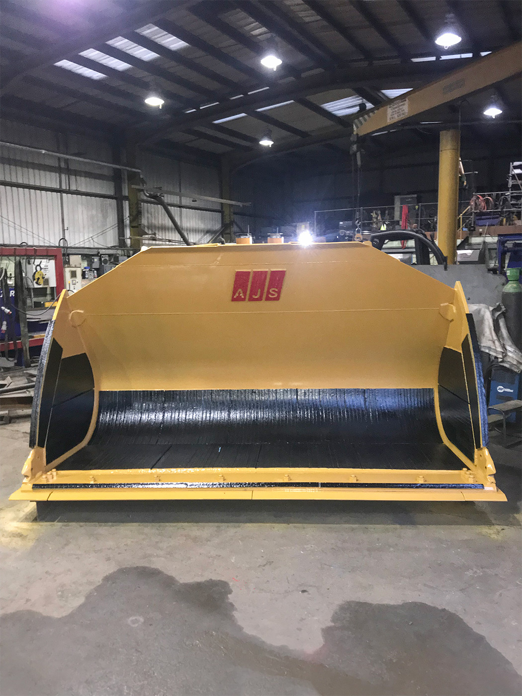 Bucket Repair Caterpillar 972M Quarry Digger Chrome Carbide Wear Plate